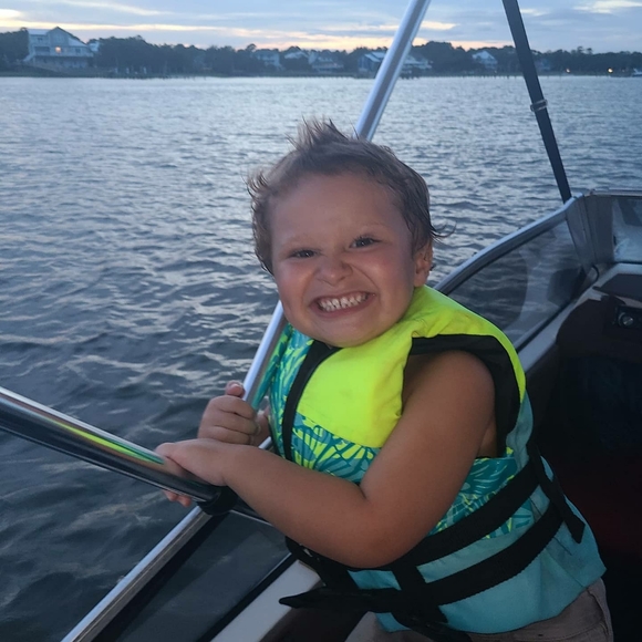 Meet your Posher, Joy - Picture 2 of 11